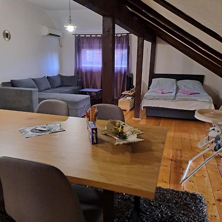 Ni Sofi 아파트 외부 사진